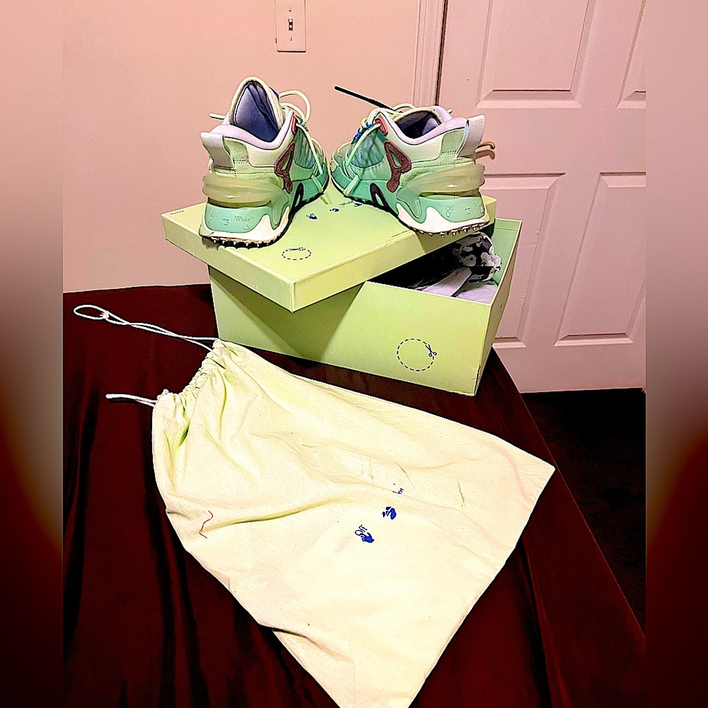 Odsy 3000 off-white